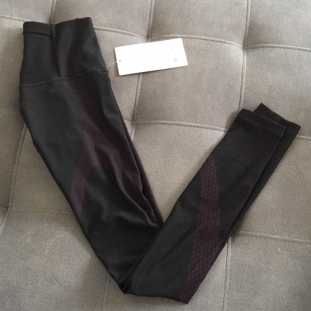 Lululemon Mapped out HR tight 28” leggings